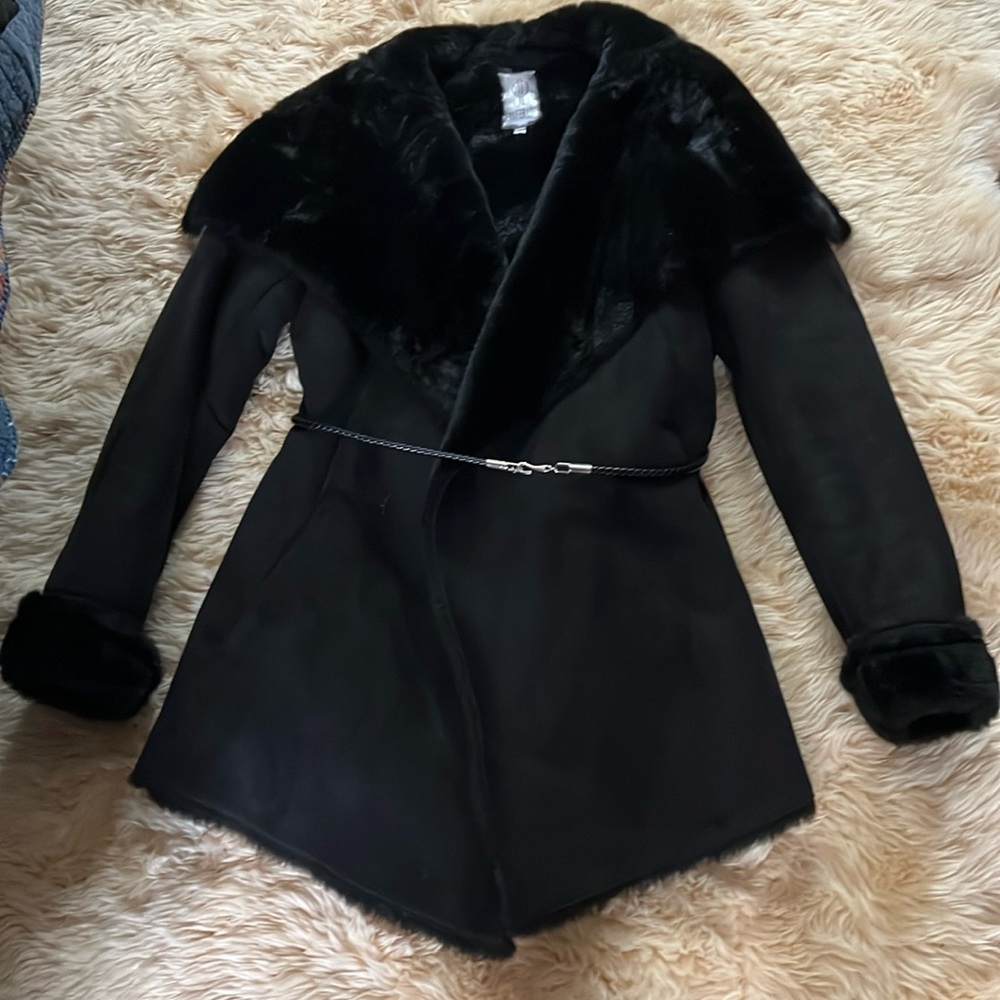Sherpa coat with belt